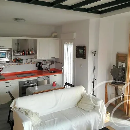 Costa Primera Linea De Playa Duplex Daire
